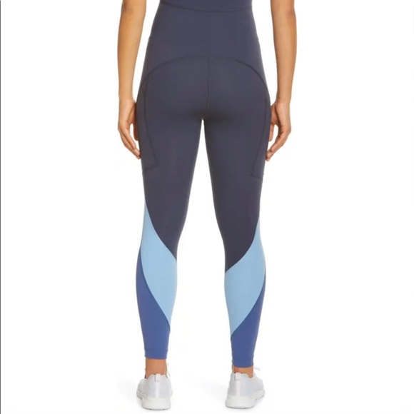 Pocket Jumpsuit - Picture 7 of 7